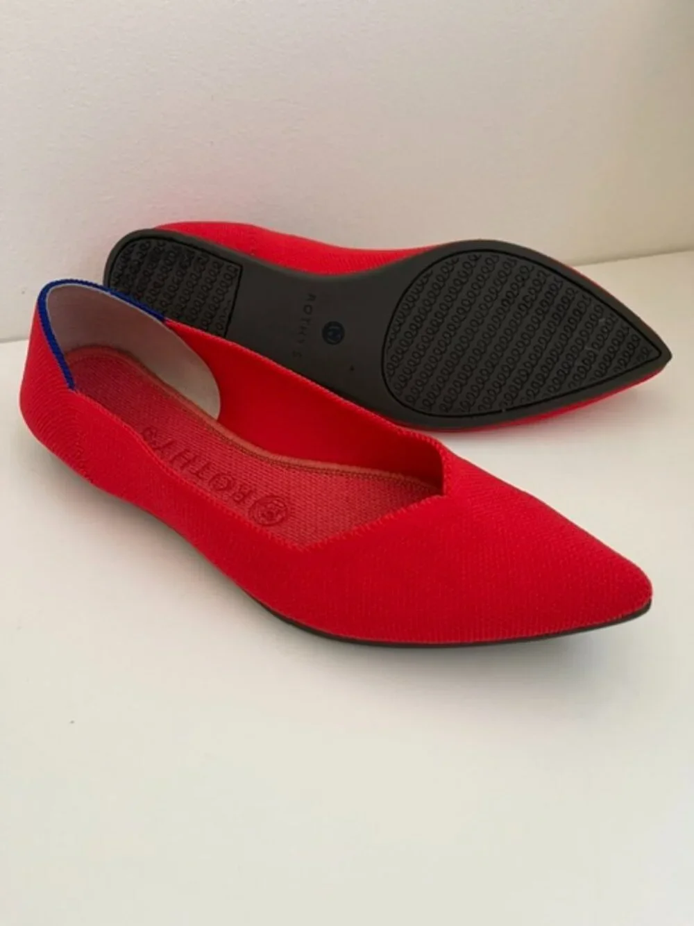 Rothy's The Point Ballet Flats in Bright Red | Size 7.5